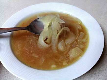 Easy Vegan Onion Soup