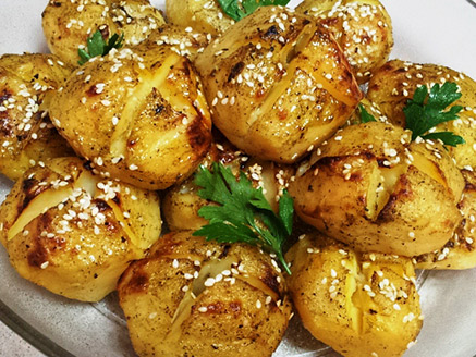 Baked Potatoes with Olive Oil and Zaâ€™atar